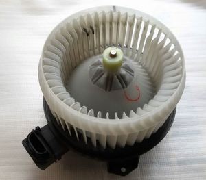 Auto blower motor for TO YOTA <strong>INVA</strong>, AE272700-0110 - Product Image 1