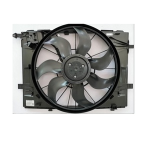 <span class=keywords><strong>Prix</strong></span> usine en gros Radiateur de voiture pour <span class=keywords><strong>Mercedes</strong></span>-Benz W205-200 W253-200 W213-200 400W OE A0999061100 - Product Image 1