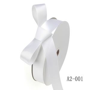 15mm x 100Y <span class=keywords><strong>Premium</strong></span> doppelseitiges Satin-Polyester band für Geschenk verpackungen Basteln Hochzeits dekor Bogen herstellung - Product Image 3