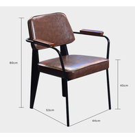 Chaise de salle à manger industrielle vintage en cuir avec accoudoirs en bois, structure en métal noir, chaise rembourrée pour restaurant, café, bistrot