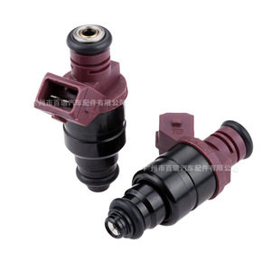 Inyector de Combustible 5WY2404A MIA11720 Para Motor de 3 Cilindros John Deere 825i Gator - Product Image 1