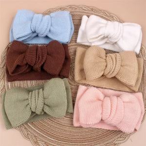 Prêt à expédier coton doux tricoté bébé fille hiver bandeau couleur unie gros tricot surdimensionné Topnot populaire bandeau produit - Product Image 2
