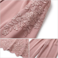Ensemble Abaya Musulmane 2 Pièces Personnalisé pour Femme, Rose Poudré, Manches Cape, Broderie Dentelle, Ourlet Festonné, Nylon Respirant, Fabrication OEM ODM