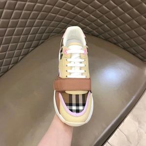 รองเท้ากีฬาผู้ชายสุดหรู - รองเท้ากีฬาลำลองทันสมัยสำหรับบาสเกตบอล เทนนิส เดินเล่น และพักผ่อน - Product Image 2