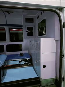 Vehículo Médico Avanzado para Servicios de Emergencia y Transporte de Pacientes en Venta - Product Image 5