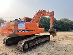 Meilleures ventes : Excavatrice sur chenilles Doosan Dx225LCA d'occasion de haute qualité, 22 tonnes, modèle 2023, puissance 140000W, godet 1,0-1,25m, 100% fonctionnelle - Product Image 6
