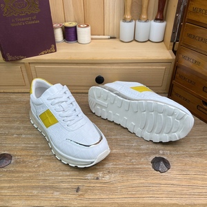 Zapatillas de Lujo para Hombre 100% Piel de Cocodrilo - Suela Gruesa con Amortiguación de Aire, Forro de Piel de Becerro, Zapatos Cómodos para Uso Diario y Viajes - Product Image 3
