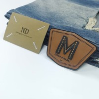 Étiquettes en cuir brodées sur mesure, étiquettes en cuir PU pour vêtements et jeans, étiquettes en cuir brodées et gaufrées
