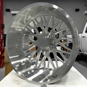 Jantes forgées tout-terrain pour camion 4x4 6x6 22x12 24x14 26x14 26x16 5x127 5x139.7 6x135 6x139.7 8x165.1 8x170 8x180 5x5.5 pour F-150 F-<span class=keywords><strong>250</strong></span> - Product Image 4