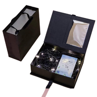 Boîte en papier transparente magnétique pliable haut de gamme personnalisée avec sac de shopping pour l'emballage de parfums, de bijoux, de chocolats et de cadeaux