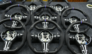 Venta al por mayor para <span class=keywords><strong>BMW</strong></span> F10 F11 F20 F21 F22 F30 F31 F32 F36 F80 M3 M4 M deporte carbono calentado Distro cuero deporte PU <span class=keywords><strong>volante</strong></span> - Product Image 4