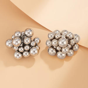 ต่างหูสตั๊ดสแตนเลสชุบทอง 18K ดีไซน์องุ่น คุณภาพสูง สำหรับผู้หญิง ยี่ห้อ Dingran ได้รับการรับรอง - Product Image 6