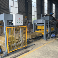 KAIQIAN QT4-15D Machine Automatique Complète pour Fabriquer des Briques en Ciment ou Argile Usine en Afrique du Sud
