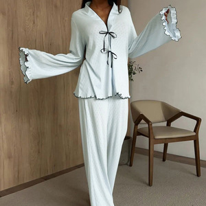 Set <span class=keywords><strong>Pigiama</strong></span> Estivo da <span class=keywords><strong>Donna</strong></span> OEM/ODM, Vestaglia a Maniche Lunghe in Misto <span class=keywords><strong>Cotone</strong></span> <span class=keywords><strong>Leggero</strong></span> e Traspirante - Product Image 3