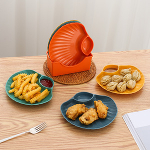 Shell Shape Plastic Plates With Dipping <b>Sauce</b> Compartment For Snacks And Meals 4 Pack - Product Image 1