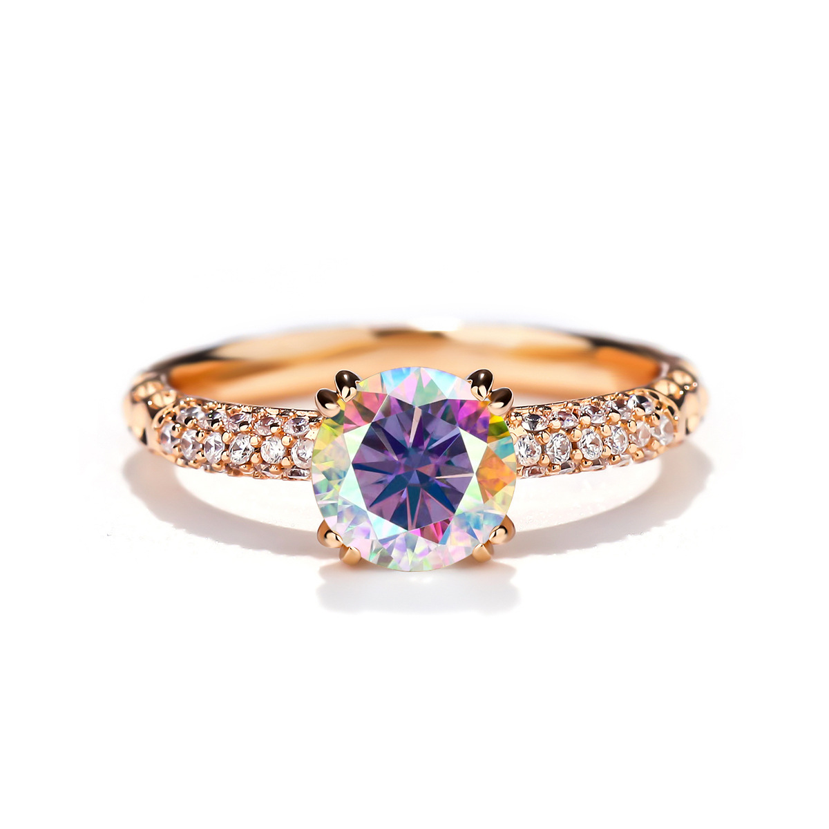Dazzling Color (1Carat moissanite)