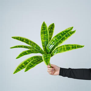 <span class=keywords><strong>Planta</strong></span> <span class=keywords><strong>de</strong></span> árbol verde Artificial <span class=keywords><strong>de</strong></span> helecho <span class=keywords><strong>de</strong></span> cola <span class=keywords><strong>de</strong></span> <span class=keywords><strong>Tigre</strong></span> con 12 adornos <span class=keywords><strong>de</strong></span> ramo <span class=keywords><strong>de</strong></span> hojas <span class=keywords><strong>de</strong></span> Pu decoración <span class=keywords><strong>de</strong></span> flores falsas para venta al por mayor - Product Image 3