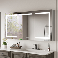 Armoire à pharmacie intelligente avec miroir LED de 60 pouces, 3 portes, pour salle de bain, montage mural, anti-buée, interrupteur tactile à intensité variable