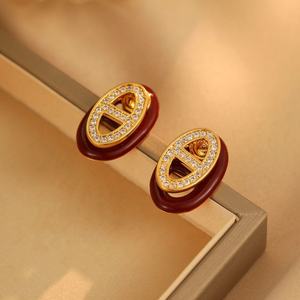 Pendientes de Diseño Retro Francés con Doble Capa de Microincrustaciones de Circonio, Diseño de Nariz de Cerdo, Estilo Lujoso y Sofisticado para Regalo - Product Image 1