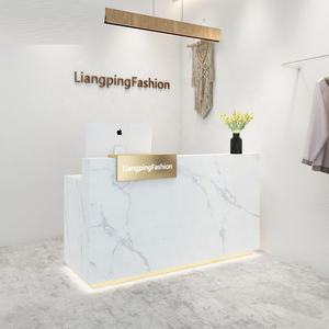 Mostrador de <span class=keywords><strong>Caja</strong></span> <span class=keywords><strong>Registradora</strong></span> para <span class=keywords><strong>Tienda</strong></span> de <span class=keywords><strong>Ropa</strong></span> con Logo Personalizado, Moderno Mostrador de Recepción y Cobro con Luz - Product Image 2