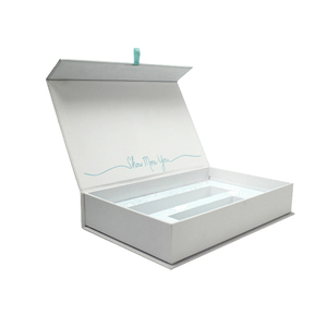 กล่องของขวัญแม่เหล็กสีขาวขนาดใหญ่ทำจากกระดาษแข็งพร้อมฝาปิด - Product Image 2