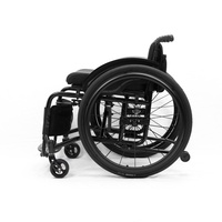 Fauteuil roulant sport pliable en aluminium avec dossier souple, roues de 24 pouces, capacité de charge de 100 kg, pour le basketball en fauteuil roulant et l'entraînement sur piste