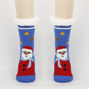 Chaussettes de sol d'<span class=keywords><strong>hiver</strong></span> douces et moelleuses, chaudes et confortables, à motif de renne de Noël - Product Image 2