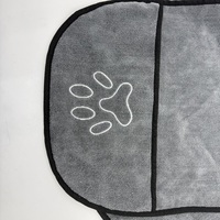Kit de toilettage pour animaux de compagnie de luxe pour chiens et chats - Peignes, ciseaux à ongles et plus