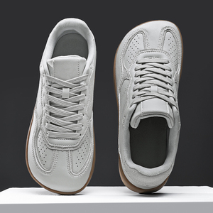 รองเท้าผ้าใบหุ้มข้อต่ำ สวมใส่สบาย <span class=keywords><strong>หัว</strong></span>รองเท้ากว้าง คุณภาพสูง ขายส่ง รองรับการสกรีนโลโก้ สำหรับผู้ชาย รองเท้าสไตล์เดินเล่นกลางแจ้ง ผลิตโดยผู้ผลิต - Product Image 4