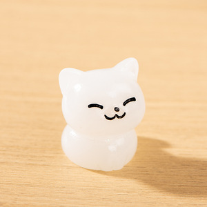 Adornos de Resina Ecológicos con Temática Kawaii en <span class=keywords><strong>3D</strong></span>, Decoraciones Luminosas de Gatitos de Dibujos Animados para Escritorio y Coche - Product Image 6