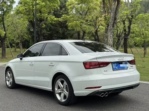 Audi A3 <span class=keywords><strong>2010</strong></span> Usado en Buen Estado con Caja de Cambios Automática, Motor Turbo, Volante a la Izquierda, Cámara Trasera, Asientos de Tela, Neumáticos R17 - Product Image 4