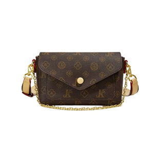 Sac à main de haute couture de formation européenne - Sac à bandoulière en cuir pleine fleur de qualité supérieure avec fermeture éclair et quincaillerie architecturale - Product Image 4