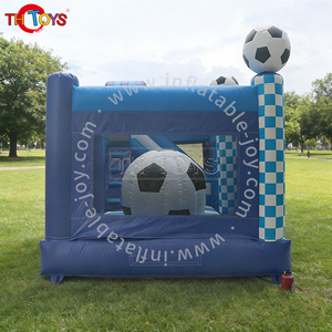 Château gonflable sur le thème du football avec structure en PVC, taille 15x8m, capacité 5-10 personnes - Product Image 3