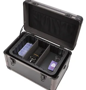定制理发推子便携包定制公文包铝制理发旅行箱工具箱套件，带漂亮的箱子