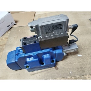 Vanne directionnelle proportionnelle Rexroth R901401731 4WRLE25V370M 42 Mxy 24A1 Contrôle industriel Automatisation - Product Image 2