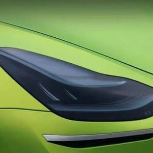 Film Vinyle Adhésif Premium Unanor Luxe Mat Métallisé Or Vert pour Voiture avec Garantie de 6 Ans - Product Image 3