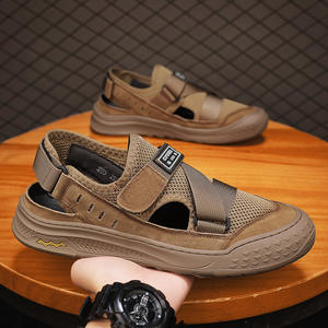 Sandalias para <span class=keywords><strong>hombre</strong></span>, nuevas sandalias de playa ligeras transpirables huecas de verano, zapatos de punta cerrada minimalistas a la moda para <span class=keywords><strong>hombre</strong></span>, nuevo estilo 2024 - Product Image 2