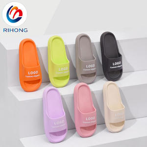 Nuovo arrivo di alta qualità estate luce <span class=keywords><strong>eva</strong></span> schiuma unisex dimensioni personalizzate logo oem sandali cuscino nuvola diapositive - Product Image 5