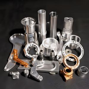 การขึ้นรูปชิ้นส่วนอะลูมิเนียมอัลลอยด้วยเครื่อง CNC ชิ้นส่วนสแตนเลสแบบอะโนไดซ์ การผลิตโลหะที่ไม่ได้มาตรฐาน การขึ้นรูปโลหะที่มีความแม่นยำสูงและการตกแต่งที่ละเอียด - Product Image 2