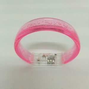Pulsera Acrílica Luminosa LED, Accesorios para Ambiente de Conciertos y Bares, Pulsera Fluorescente con Diseño de Etiqueta, Personalización al por Mayor - Product Image 3