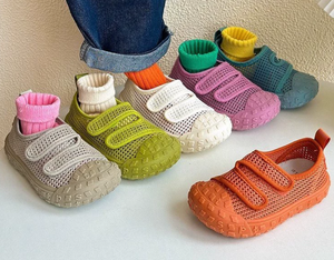 Nuevos zapatos de malla transpirable para niños, zapatillas planas antideslizantes de verano para caminar para <span class=keywords><strong>bebés</strong></span> 22-30, precio bajo, fábrica de Wenzhou - Product Image 2