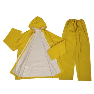 뜨거운 판매 공장 비옷 PVC 폴리 에스테르 비 세트 방수 레인 코트 판매 재고 남성과 여성 레인 기어