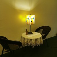 Lampe de table/bureau LED Sensmuel Lighting en verre artisanal style vitrail marron antique vintage