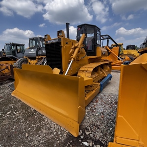 Bulldozer Caterpillar D7G Usado, Original <span class=keywords><strong>de</strong></span> Japón, en Buenas Condiciones, a Bajo Precio en Oferta - Product Image 1