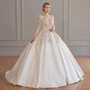 Abito da sposa in raso stile francese per la sposa estiva, scollo a V, maniche lunghe, con texture elaborata, vita impero, per feste - Product Image 1