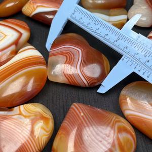 Vente en gros de pierre de palmier en cristal poli pierre précieuse Sardonyx coeur lune pour décoration Fengshui - Product Image 3