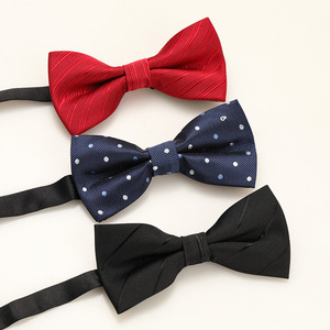 Papillon da Sposo Bordeaux a Doppio Strato in Jacquard di Poliestere Nero per Matrimonio Uomo Donna - Product Image 4