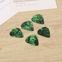 Plectre de guitare coloré populaire bien conçu, plectre de guitare épaissi de haute qualité, plectre de guitare distinctif