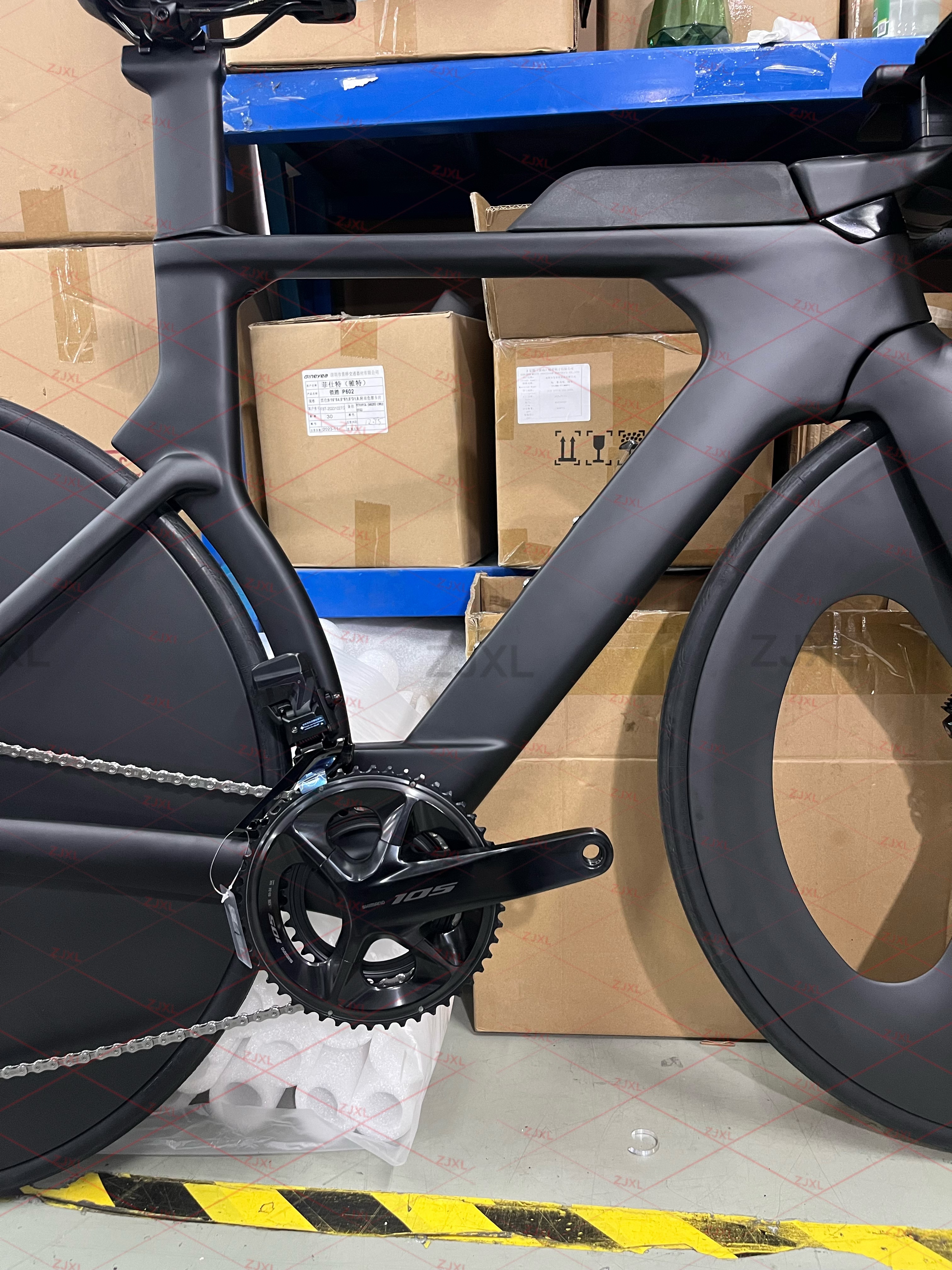 カスタマイズされた効率的なロードバイクフレームの取引-Alibaba.com