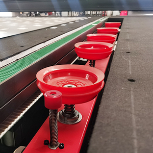 Machine de <span class=keywords><strong>découpe</strong></span> de <span class=keywords><strong>verre</strong></span> à chargement et déchargement automatiques, haute configuration, durable, à taux d'utilisation élevé, avec lubrification automatique par graissage - Product Image 6